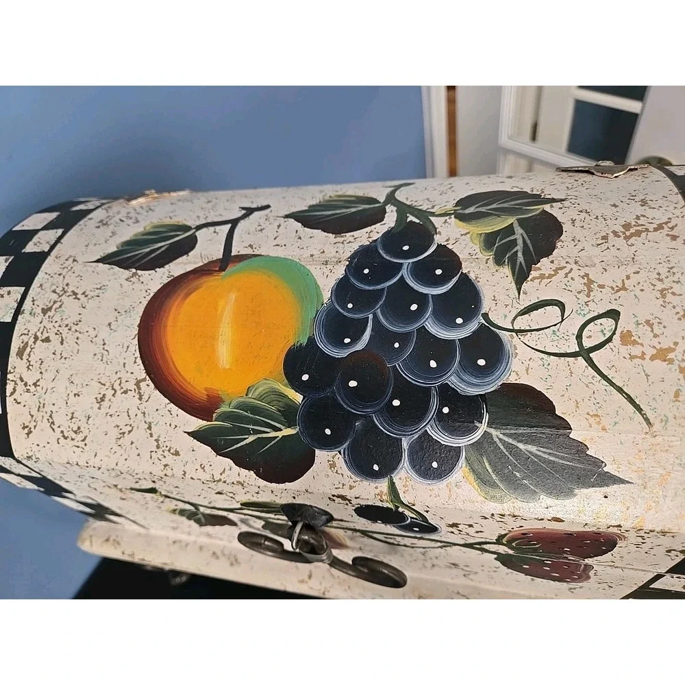 Vintage Wooden Kitchen Storage Box With Metal Legs For Fruits , Counter Top Deco